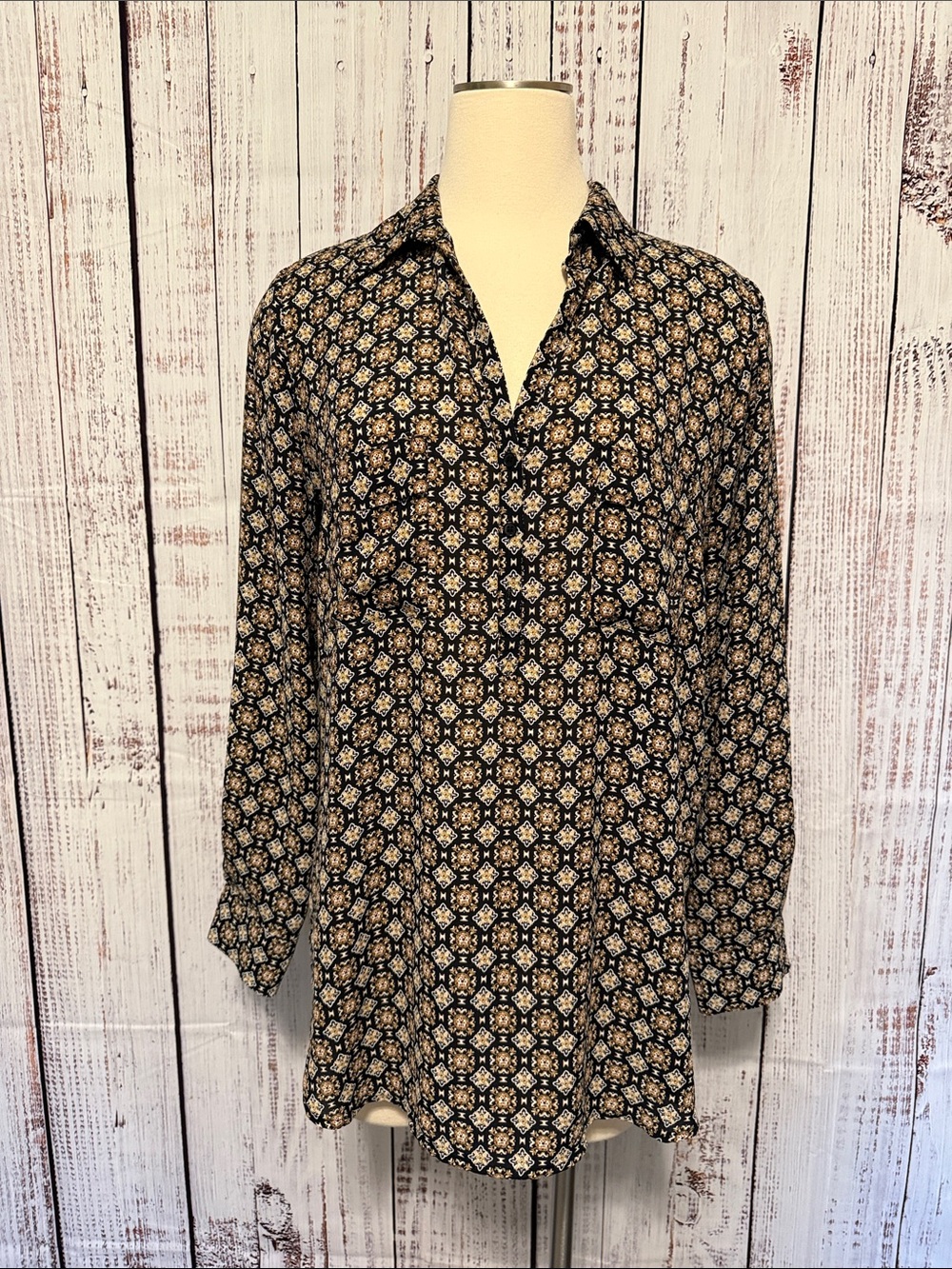 Pleione by Anthropologie Black and Tan Geometric Print Tunic‎ Blouse